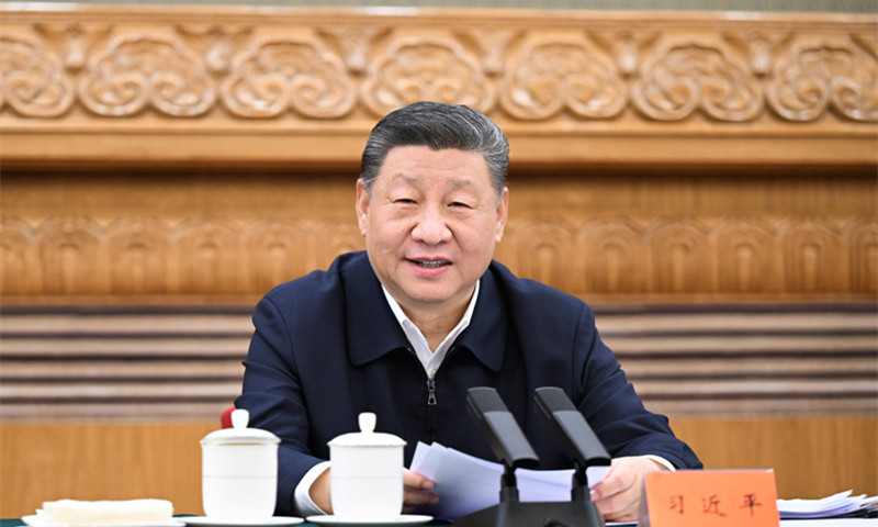 習(xí)近平在民營(yíng)企業(yè)座談會(huì)上強(qiáng)調(diào)：民營(yíng)經(jīng)濟(jì)發(fā)展前景廣闊大有可為 民營(yíng)企業(yè)和民營(yíng)企業(yè)家大顯身手正當(dāng)其時(shí)